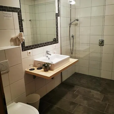 Luzenberg 3* Auffach